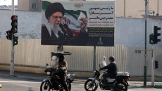 Έτοιμοι για διάλογο με τις ΗΠΑ αλλά θα απαντήσουμε εάν προκληθούμε, δηλώνει το Ιράν