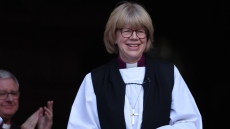 Βρετανία: Επικυρώθηκε η Σάρα Μαλάλι ως πρώτη επικεφαλής της Αγγλικανικής Εκκλησίας 