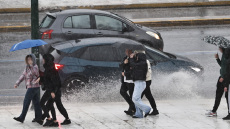 Ατελείωτο πάρκινγκ η άνοδος του Κηφισού: Καθυστερήσεις και στην Αττική Οδό