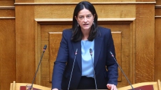 Το γάντι στην αντιπολίτευση πετά η Κεραμέως για το νομομοσχέδιο για την ενίσχυση των συλλογικών συμβάσεων