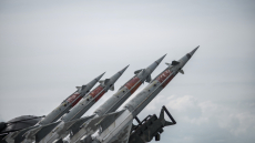    Εκπνέει η έσχατη συμφωνία ΗΠΑ-Ρωσίας για τον έλεγχο των πυρηνικών, σιγή ασυρμάτου και από τις δύο πλευρές