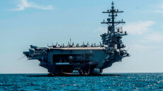 Οι 3+1 επιλογές του Τραμπ για το Ιράν, σε απόσταση βολής η αρμάδα: Από το γρήγορο χτύπημα τύπου Μαδούρο, έως το «σοκ και δέος»