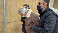 Στον ανακριτή οι συλληφθέντες για την δολοφονία των δύο γυναικών σε υπόγειο στη Θεσσαλονίκη, δείτε βίντεο