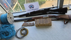 Όπλα και εκρηκτικά υλικά βρέθηκαν σε παλιό μαντρί κοντά στα Βορίζια