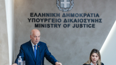 H δημιουργία πλατφόρμας των δικαστικών επιμελητών δεν περιορίζει την δικηγορική ύλη, λέει ο Φλωρίδης