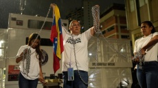 Αποφυλακίστηκαν 17 πολιτικοί κρατούμενοι στη Βενεζουέλα μετά τις δεσμεύσεις της υπηρεσιακής κυβέρνησης 