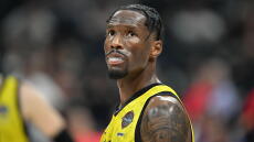 Τούρκος ρεπόρτερ ρίχνει φως στην υπόθεση Χέις - Ντέιβις: «Έχει πρόταση από την Φενέρ, αλλά Παναθηναϊκός και Χάποελ είναι πιο μπροστά στην κούρσα»