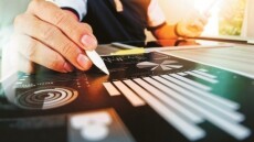 Αναπτυξιακός Νόμος: Οι τελικοί πίνακες για Μεταποίηση και Ειδικές Περιοχές – Ποιοι προηγούνται για ενίσχυση