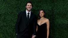 Η Χέιλι Στάινφελντ αποκάλυψε πώς κρατάει ζωντανό τον γάμο της με τον Τζος Άλεν
