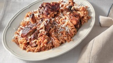 Γιουβέτσι αρνί με καπνιστή πάπρικα 