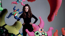 Ο χρωματιστός κόσμος της Niki de Saint Phalle