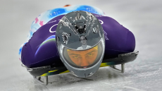 Ουκρανός καταγγέλλει ότι του απαγόρευσαν  στους Χειμερινούς Ολυμπιακούς να φορέσει κράνος με θύματα από την εισβολή της Ρωσίας