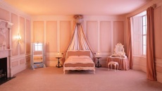 «Ανεμοδαρμένα Ύψη»: Μια κινηματογραφική εμπειρία διαμονής στο Γιορκσάιρ