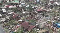 Τουλάχιστον 31 νεκροί στη Μαδαγασκάρη από το καταστροφικό πέρασμα του κυκλώνα Gezani, δείτε βίντεο 