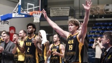 Στους «8» του BCL η ΑΕΚ μετά το 4-0 στον όμιλο, μάχη με Άλμπα για την πρωτιά 