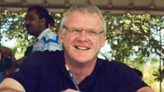 Παρενέργεια φαρμάκου για το Πάρκινσον οδήγησε Βρετανό δικηγόρο σε υπεξαίρεση 600.000 λιρών για... πορνό και συνοδούς πολυτελείας