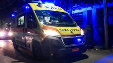 Επίθεση κουκουλοφόρων με ξύλα και μαχαίρια σε τρία άτομα στην Πάτρα, σοβαρά τραυματισμένος ένας 22χρονος
