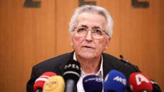 Στο αρχείο η υπόθεση Παναγόπουλου για τα αδήλωτα 3,2 εκατ. ευρώ στα πόθεν έσχες - Σε εξέλιξη η έρευνα για την υπεξαίρεση κονδυλίων
