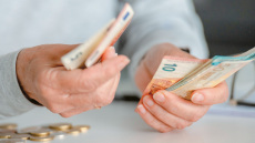 ΕΦΚΑ - ΔΥΠΑ: Ο χάρτης των πληρωμών έως τις 13 Μαρτίου
