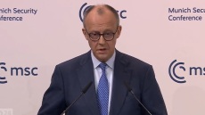 Οι μακρές διακοπές της Ευρώπης από την Ιστορία τελείωσαν, είπε ο Μερτς στέλνοντας μήνυμα σε ΗΠΑ, Ρωσία και Κίνα