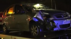 Σοβαρό τροχαίο στο κέντρο της Θεσσαλονίκης: ΙΧ «καρφώθηκε» σε φανάρι και αναποδογύρισε, σώος ο οδηγός