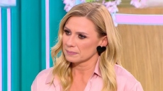 Κατερίνα Καραβάτου για την προσωπική της ζωή: Έκανα πίσω για τα παιδιά μου, σκεφτόμουν αν τους κάνω κακό