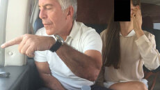 Αρχεία Επστάιν: Δώρα, σεξ και εκβιασμοί σε βασιλικές οικογένειες και τραπεζίτες