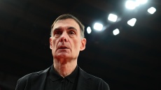 Ολυμπιακός: Ο Μπαρτζώκας τιμωρήθηκε με νέο πρόστιμο για το ματς με Ντουμπάι