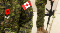 Ο Καναδάς λανσάρει το πρόγραμμά του για την άμυνα ώστε να μειώσει την εξάρτησή του απέναντι στις ΗΠΑ