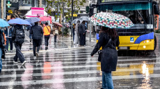 Κακοκαιρία με πιθανή «γραμμή λαίλαπας» προβλέπει ο Καλλιάνος, επηρεάζεται και η Αττική, δείτε χάρτες