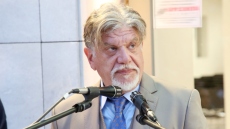 Γιάννης Βούρος: Έχω βιώσει αποτυχίες, έλεγα να μην καθαρίζουν τα καθίσματα στο θέατρο, αφού δεν πατούσε άνθρωπος