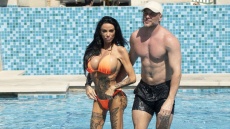 Κέιτι Πράις: Σοκάρουν οι νέες φωτογραφίες της από το Ντουμπάι, εμφανίστηκε πιο αδύνατη από ποτέ
