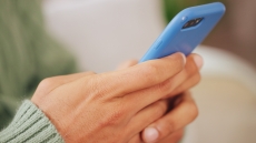 Ελληνική μελέτη συνδέει την παραπληροφόρηση με τη διστακτικότητα απέναντι στα εμβόλια
