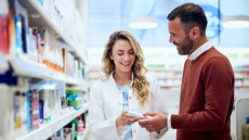 «Πρωταγωνιστές» τα καλλυντικά στον τζίρο 5,05 δισ. ευρώ του 2025 σε φαρμακευτικά είδη
