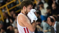 Βεζένκοφ στο ημίχρονο του τελικού του Ολυμπιακού με τον Παναθηναϊκό: Είναι ντροπή αυτό που παρουσιάζουμε 