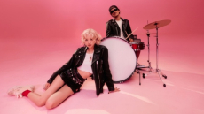 Το «APT» του Μπρούνο Μαρς και της Rose ανακηρύχθηκε το τραγούδι με τις περισσότερες πωλήσεις το 2025