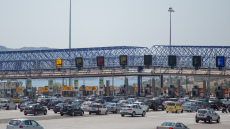 Υποχωρούν τα έντονα καιρικά φαινόμενα, κορυφώνεται η έξοδος για την Καθαρά Δευτέρα