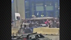 Αγωνιστικό αμάξι έπεσε επάνω σε θεατές στις ΗΠΑ, πολλοί τραυματίες: Δείτε βίντεο