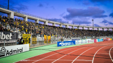 Γεμίζουν το Πανθεσσαλικό οι φίλαθλοι της ΑΕΚ: Πουλήθηκαν 8.000 εισιτήρια μέσα σε λίγες ώρες για το παιχνίδι με το Βόλο 