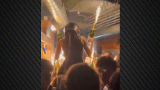 Νέο βίντεο από τη στιγμή που αρπάζει φωτιά η οροφή του μπαρ στο Κραν Μοντανά: «Πανικοβλήθηκα όταν είδα τις φλόγες», είπε η ιδιοκτήτρια