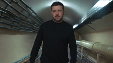 Ο Ζελένσκι για την 4η επέτειο από την έναρξη του πολέμου στην Ουκρανία μέσα από το καταφύγιο: «Ο Πούτιν δεν έχει πετύχει τους στόχους του»