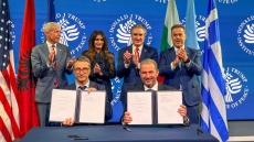 Μήνυμα ισχυρής διατλαντικής συνεργασίας με νέα deals για τον Κάθετο Διάδρομο