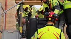 Σικελία: Πυροσβέστες διέσωσαν 400 σπάνια βιβλία από κτίριο που βρίσκονταν στο χείλος κατολίσθησης, δείτε βίντεο