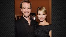 Συγκινεί η συμπρωταγωνίστρια του Τζέιμς Βαν Ντερ Μπικ από το Dawson's Creek: Πέρασαν δύο εβδομάδες και ακόμα δεν ξέρω τι να πω