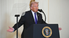 Το Ιράν με πυρηνικά θα ήταν κολοσσιαία απειλή, είναι η τελευταία καλή μας ευκαιρία να τους σταματήσουμε, λέει ο Τραμπ