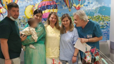  «Η ζωή νίκησε τον θάνατο», βγήκε από τη ΜΕΘ το μωρό από τη Ζάκυνθο που είχε προσβληθεί από μηνιγγίτιδα - Σε αναστολή παραμένει η «άφαντη» παιδίατρος