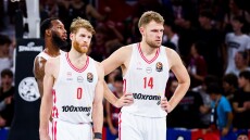 Ολυμπιακός: Χωρίς Βεζένκοβ και Γουόκαπ κόντρα στον Παναθηναϊκό την Παρασκευή
