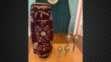 Παραδόθηκαν από την Πολωνία τα 91 κλεμμένα ελληνικά εβραϊκά κειμήλια - Δείτε φωτογραφίες 