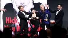 Η θεαματική επιστροφή της Λάιζα Μινέλι στα GLAAD Media Awards