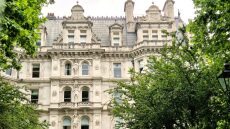 Κάναμε έναν ανοιξιάτικο περίπατο στο Temple, τη μεσαιωνική μυστική καρδιά του Λονδίνου